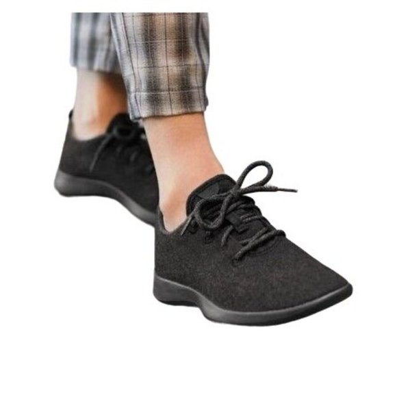 Allbirds Womens Wool burgundy‎ runners - Size 7 - Picture 2 of 9